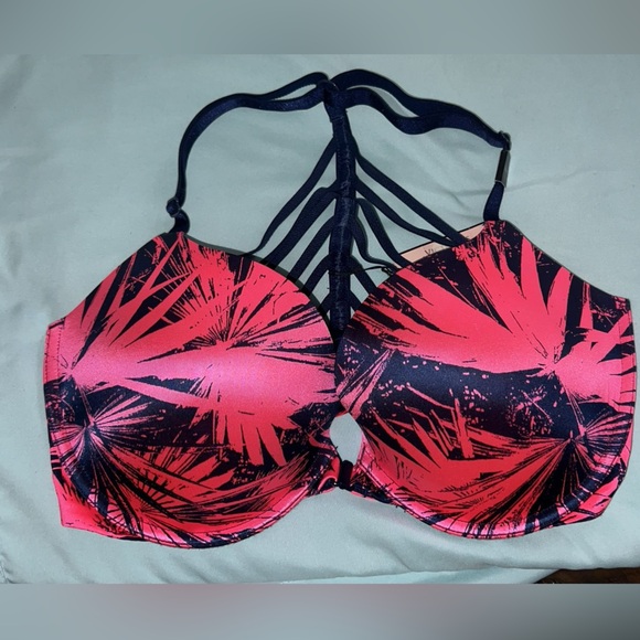 Victoria’s Secret “Lot” - Picture 2 of 11